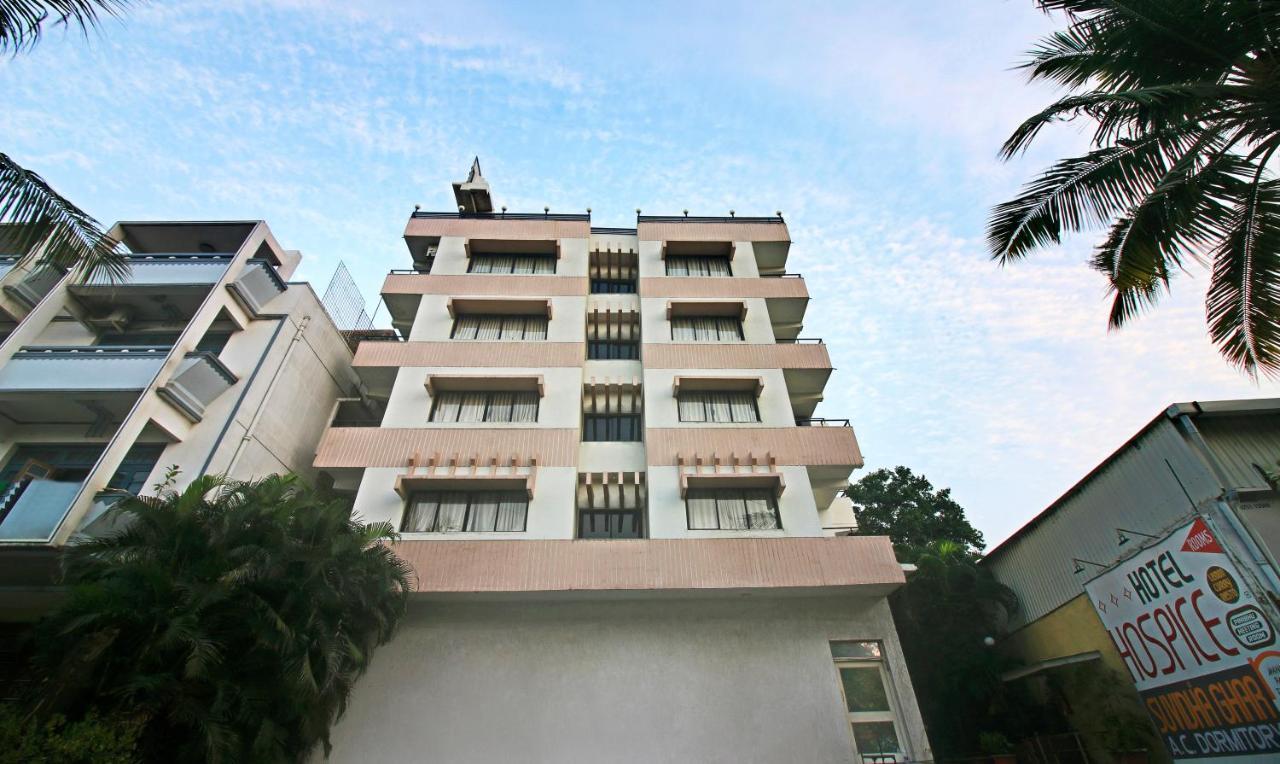 Hotel Hospice Surat Ngoại thất bức ảnh